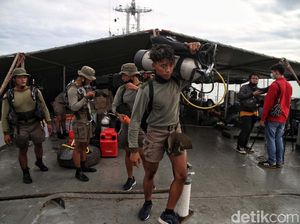 Melihat Persiapan Prajurit TNI AL Mencari Pesawat Sriwijaya Air SJ182