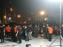 Berhasil Dievakuasi, Turbin Pesawat Sriwijaya Air Tiba di JICT II