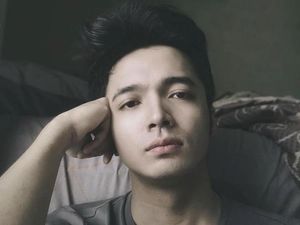 Jenazah Youtuber Faisal Rahman, Korban Sriwijaya Air SJ182 Dimakamkan Jenazah Youtuber Faisal Rahman, Korban Sriwijaya Air SJ182 Dimakamkan