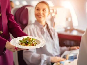 Kata Pramugari, Jangan Bawa Makanan Ini ke Kabin Pesawat