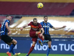Roma-Inter yang Masih Alot