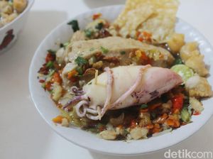 Gurihnya Nampol! Bakso Cumi dan Bakso Udang Kuah Taichan