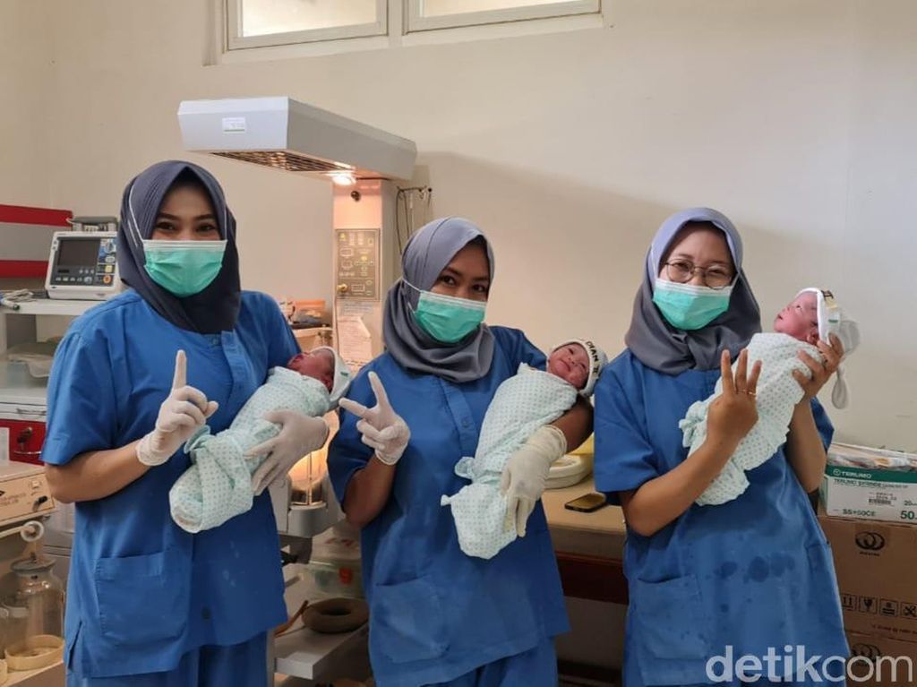 Bayi Kembar Tiga Lahir di Banyuwangi, Semuanya Perempuan