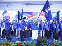 Pesan Zulhas ke Desy Ratnasari: Bawa PAN Jadi yang Terdepan di Jabar