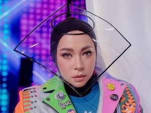 6 Artis Ini Pakai Face Shield Unik, Gaya Melly Goeslaw Dikritik dr. Tirta