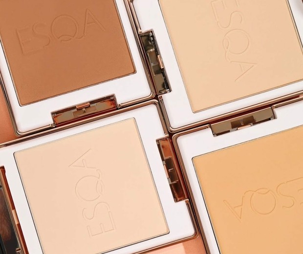 Flawless Powder Foundation jadi complexion andalanmu/Foto: Instagram/esqacosmetics produk terbaru ESQA