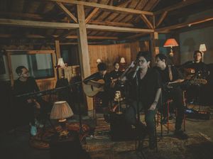 Juicy Luicy Kolaborasi dengan Desainer Harumi Davita Untuk Video H-5