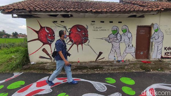 Foto: Kampung Lukis Cianjur yang Instagrammable