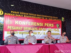 Tim DVI Polri Sudah Terima 16 Kantong Jenazah Korban Sriwijaya Air Jatuh