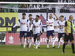 Piala FA: Trigol Vinicius Bawa Spurs Gilas Klub Divisi Delapan 5-0 Piala FA: Trigol Vinicius Bawa Spurs Gilas Klub Divisi Delapan 5-0