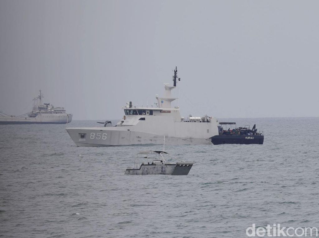 KNKT Bangun Posko di Pulau Lancang untuk Mudahkan Operasi Pencarian SJ182