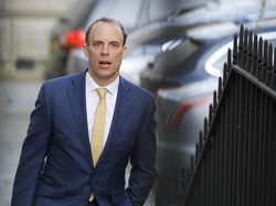 PM Inggris Berhentikan Dominic Raab dari Jabatan Menlu!
