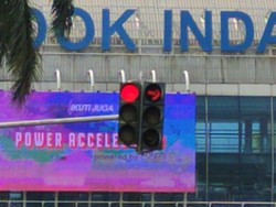 Orang Ini yang Punya Pondok Indah Mall