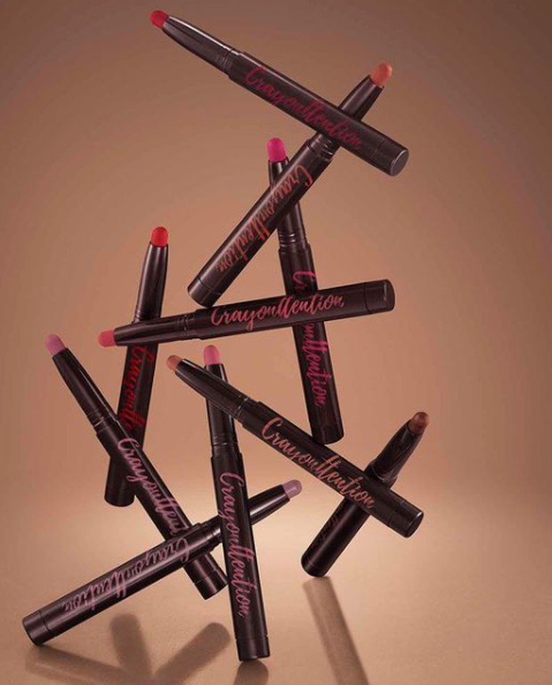 PIXY Make It Glow Crayonttention/Foto : instagram.com/pixycosmetics PIXY Make It Glow Crayonttention