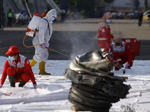 Paripurna DPR Diiringi Doa bagi Korban Jatuhnya Sriwijaya Air SJ182