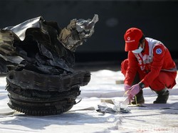 Duka Keluarga Korban Sriwijaya Air SJ182 di Pinrang