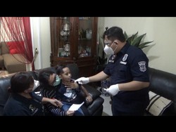 Polda Sulsel Ambil Sampel DNA Keluarga Korban Sriwijaya Air di Makassar