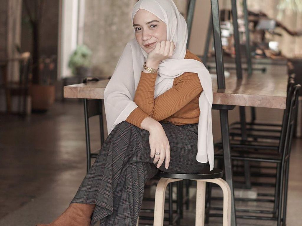 Arya Saloka Sibuk Syuting, Putri Anne Panggil Damkar Buat Tangkap Tokek Arya Saloka Sibuk Syuting, Putri Anne Panggil Damkar Buat Tangkap Tokek