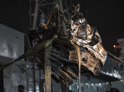 Turbin Pesawat Sriwijaya Air SJ182 Tiba di Dermaga JICT