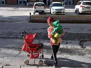 Twitter Hapus Cuitan China Soal Perempuan Xinjiang