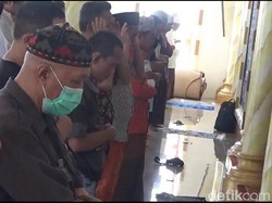 Warga Jember Salat Gaib Doakan Korban Pesawat Sriwijaya Air SJ182