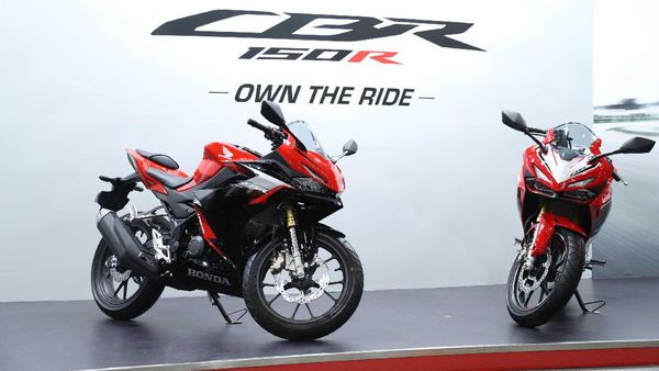 CBR150R Terbaru yang Mirip CBR250RR, Bak Pinang Dibelah Dua!