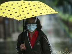 Kepatuhan Warga Jakarta Pakai Masker Merosot 50%!