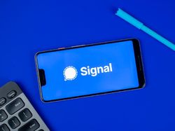 WhatsApp Down, Signal Kedatangan Jutaan Pengguna Baru