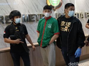 Mantan Suami Nindy Ayunda Tak Puas dengan Vonis 9 Bulan Penjara Mantan Suami Nindy Ayunda Tak Puas dengan Vonis 9 Bulan Penjara