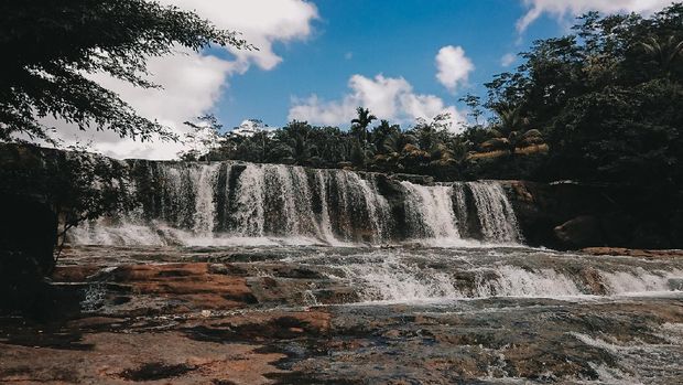 Curug Dengdeng Panorama Deng Deng Waterfall in Tasikmalaya West Java