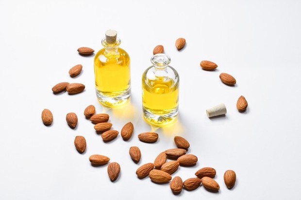 3 Bahan Alami yang Tidak Merusak Rambut