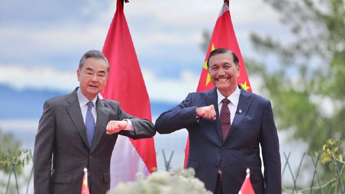√5 Kesepakatan RI-China Hasil Lobi-lobi Luhut, Apa Saja? √5 Kesepakatan RI-China Hasil Lobi-lobi Luhut, Apa Saja?