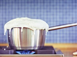 Merebus Susu Bisa Kurangi Nutrisinya, Ini Faktanya