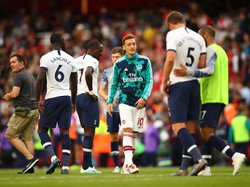 Pilih Pindah ke Tottenham atau Pensiun? Ini Jawaban Mesut Oezil