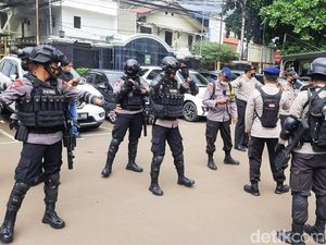 Putusan Praperadilan Habib Rizieq Hari Ini, Polisi Siapkan 3 Titik Pengamanan Putusan Praperadilan Habib Rizieq Hari Ini, Polisi Siapkan 3 Titik Pengamanan