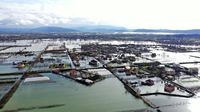 Ribuan Hektar Wilayah Albania Dikepung Banjir