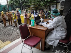 Satgas Covid-19 Peringatkan Sistem Kesehatan RI Bisa Lumpuh, Jika...