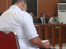 Praperadilan Habib Rizieq Ditolak, Pengacara: Putusan Hakim Menyesatkan!