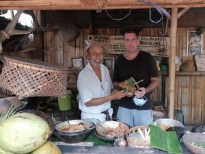 Warga Australia Bantu Bali dengan Buat Buku Resep Masakan dari Warung di Bali