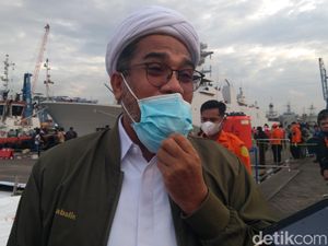 Ngabalin Ungkap Ada yang Ditunggu Jokowi Sebelum Umumkan Reshuffle