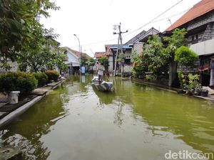 Dianggap Tak Becus Tangani Banjir, Ini Pembelaan Pemkab Lamongan