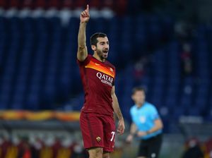 Mourinho dan Mkhitaryan Mulai dari Nol Lagi di Roma Mourinho dan Mkhitaryan Mulai dari Nol Lagi di Roma