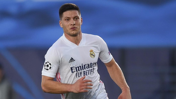 MADRID, SPAIN - OCTOBER 21: Luka Jovic of Real Madrid runs during the UEFA Champions League Group B stage match between Real Madrid and Shakhtar Donetsk at Estadio Alfredo Di Stefano on October 21, 2020 in Madrid, Spain. (Photo by Denis Doyle/Getty Images)