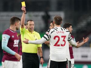 Drama-drama VAR saat Burnley Vs Man United