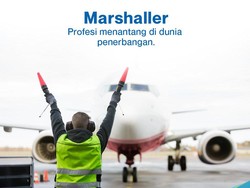 Mengenal Marshaller, Si Tukang Parkir Pesawat, Berapa Gajinya?