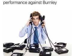Paul Pogba menjadi bintang kemenangan MU atas Burnley dengan gol yang dicetaknya. Hmmm... panas lagi nih klub-klub yang berminat kepadanya (Instagram/oddsbible)