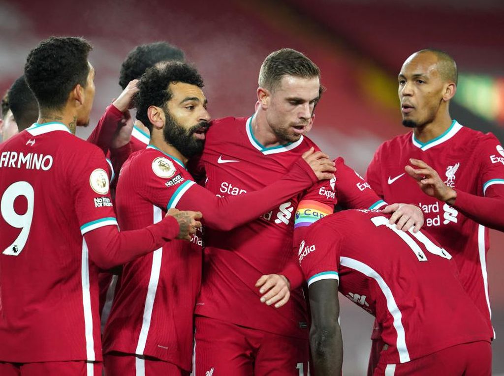 Fabinho: Salah Pemain Top, Wajar Dirumorkan ke Mana-mana Fabinho: Salah Pemain Top, Wajar Dirumorkan ke Mana-mana