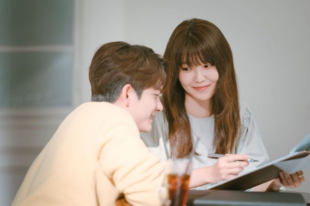 Pisces adalah orang romantis yang akan merayu kamu dengan puisi, catatan cinta dan gerakan rumit yang akan membuat kamu terpesona.