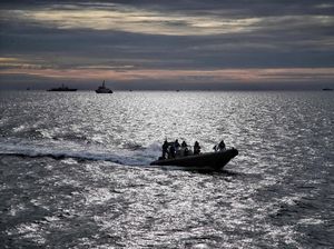Telusuri Tanda SOS di Pulau Laki, Basarnas Tak Temukan Apa-apa Telusuri Tanda SOS di Pulau Laki, Basarnas Tak Temukan Apa-apa