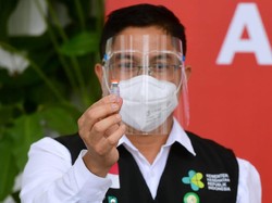 Penyuntikan Vaksin Sinovac Dimulai, Kemenparekraf Harap Wisata Bisa Pulih